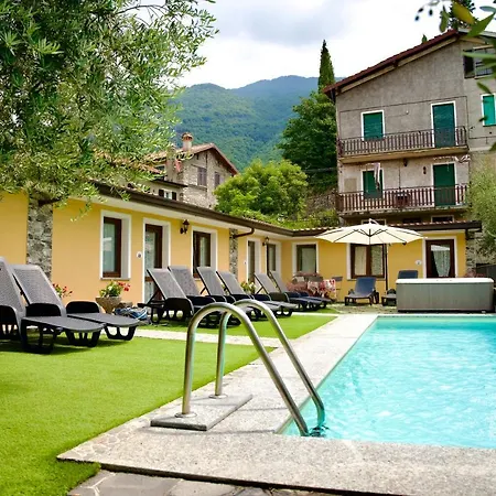Diffuso Il Portichetto Sulla Collina A Vezio 3* 페를레도
