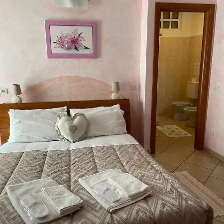 Diffuso Il Portichetto Sulla Collina A Vezio 3* 페를레도