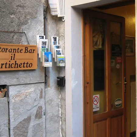 Diffuso Il Portichetto Sulla Collina A Vezio 3* 페를레도
