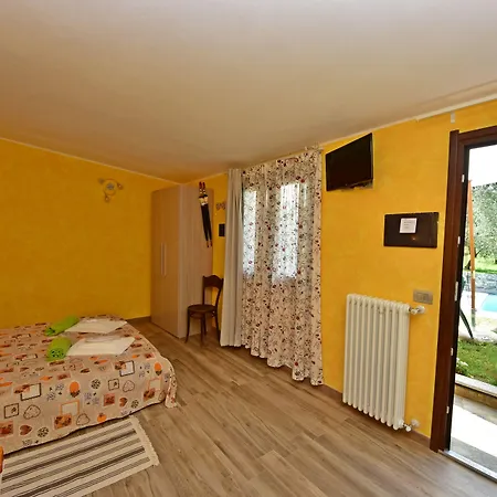 Diffuso Il Portichetto Sulla Collina A Vezio 호텔 3*