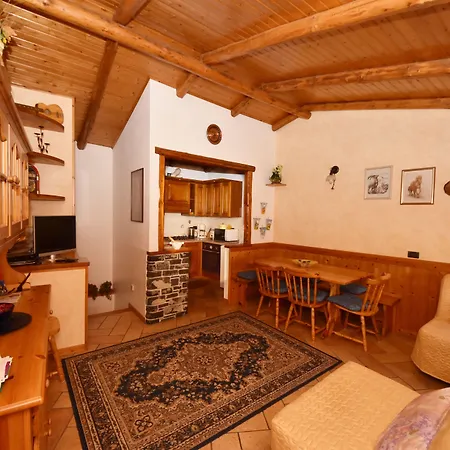 Diffuso Il Portichetto Sulla Collina A Vezio 호텔 3*