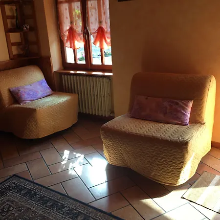 Diffuso Il Portichetto Sulla Collina A Vezio 호텔