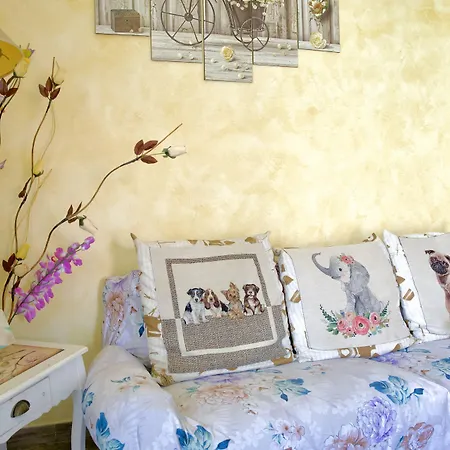 Hotel Hotel Diffuso Il Portichetto Sulla Collina A Vezio Perledo Perledo