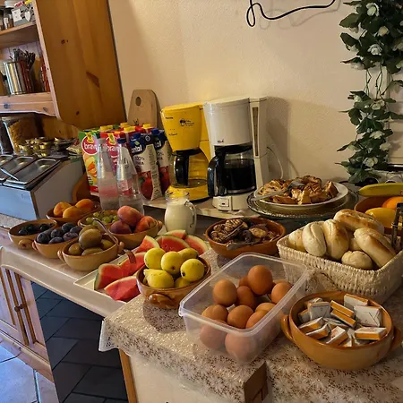 Hotel Diffuso Il Portichetto Sulla Collina A Vezio Perledo 3* Перледо