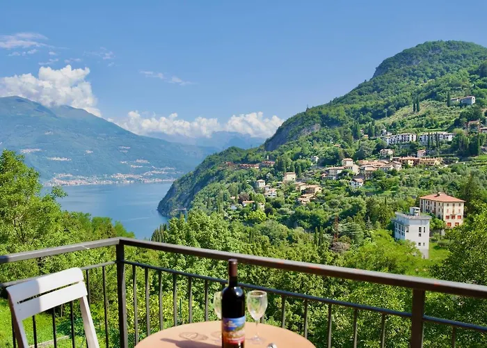 Hotel Diffuso Il Portichetto Sulla Collina A Vezio Perledo